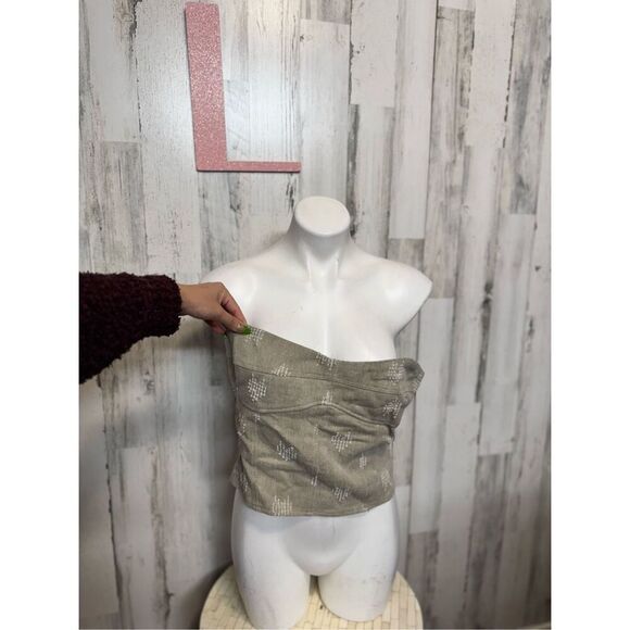 Fashion nova strapless crop top size Large - Picture 2 of 8